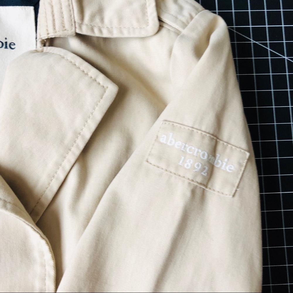 Abercrombie beige jacket - Picture 3 of 7